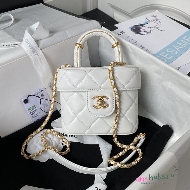 Chanel Small Vanity White Lambskin Case - 1