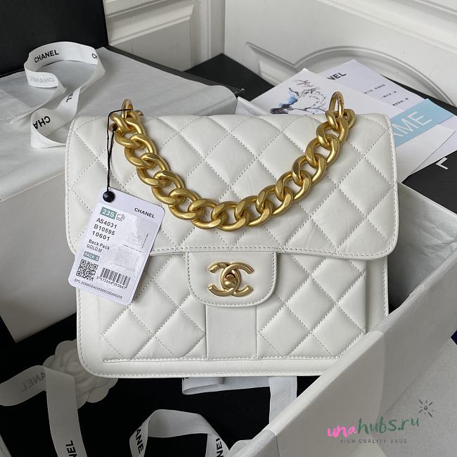 Chanel white leather backpack - 1