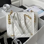 Chanel white leather backpack - 5