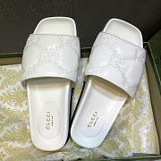 Gucci GG canvas white leather slippers - 2