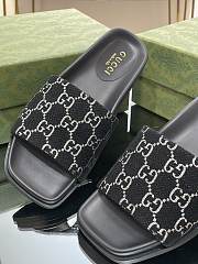 Gucci GG monogram black slippers - 2