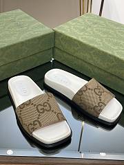 Gucci giant GG brown slippers - 2