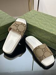 Gucci giant GG brown slippers - 4