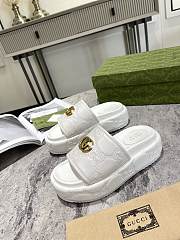 Gucci white leather slippers - 3