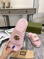 Gucci pink leather slippers - 4