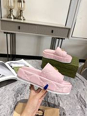 Gucci pink leather slippers - 6