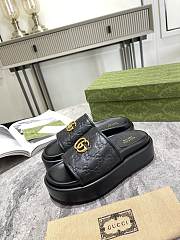 Gucci black leather slippers - 5