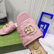 Gucci pink GG leather slippers - 5