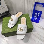 Gucci white GG leather slippers - 3