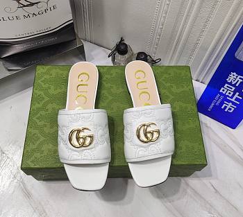 Gucci white GG leather slippers