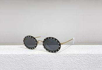 Valentino round sunglasses ( 5 colors)