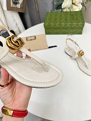 Gucci Double G thong white sandal - 3