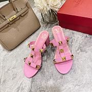 Valentino Garavani pink stud heel leather sandals - 6