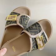 Fendi leather brown sandal slides  - 3