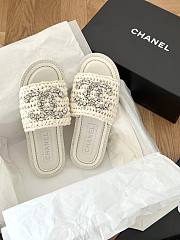 Chanel rattan white slides - 2