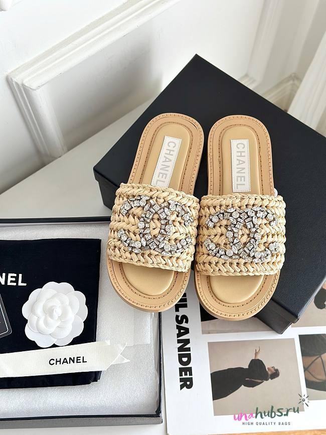 Chanel rattan beige slides - 1