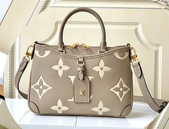 Louis Vuitton Trianon Beige Leather PM Bag