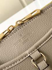 Louis Vuitton Trianon Beige Leather MM Bag - 6