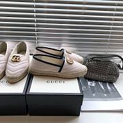 Gucci white flats - 2