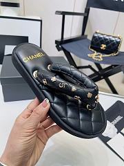 Chanel black charm puffer slippers  - 5