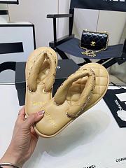 Chanel beige charm puffer slippers - 6