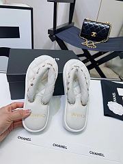 Chanel white charm puffer slippers - 3