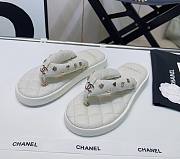 Chanel white charm puffer slippers - 1