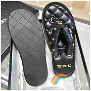 Chanel black charm puffer slippers  - 2