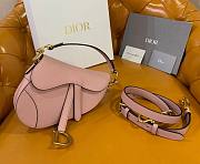 Dior Saddle pink grained calfskin with strap bag 21cm - 1