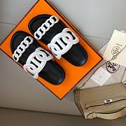 Hermes Chypre white leather sandals - 5