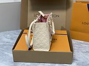 Louis Vuitton x YK Onthego Beige PM M21732 Bag - 4