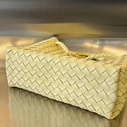 Bottega Veneta Andiamo yellow medium bag - 4