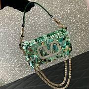 Valentino Garavani green sequin-embellished shoulder bag - 4