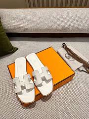 Hermes white brown stiches slippers - 2