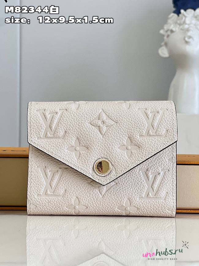 Louis Vuitton white-off short wallet - 1