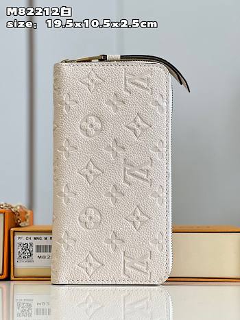 Louis Vuitton white-off long wallet