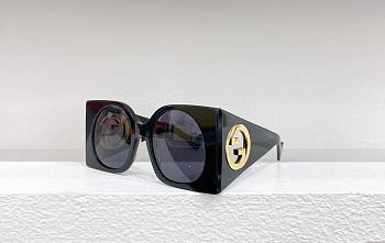 Gucci big sunglasses ( 5 colors)