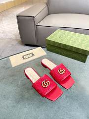 Gucci Doppia GG logo-motif red slippers - 1