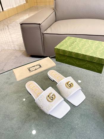 Gucci Doppia GG logo-motif all white slippers