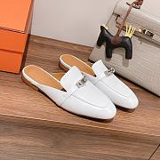 Hermes buckled espadrille white leather mules - 2