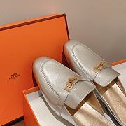 Hermes buckled espadrille silver leather mules - 5