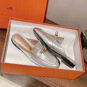 Hermes buckled espadrille silver leather mules - 2