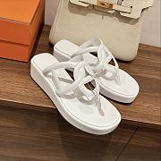 Hermes white leather pinch toe slippers  - 1