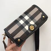 Burberry Check Note Black Shoulder Bag - 3