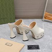 Gucci Janaya 95 GG-studded white leather platform heels - 4