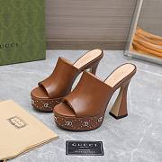 Gucci Janaya 95 GG-studded brown leather platform heels - 1