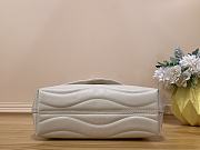 Louis Vuitton Hold Me New Wave White Leather M21720 Bag - 4