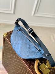 Louis Vuitton Discovery M22576 Bumbag  - 4