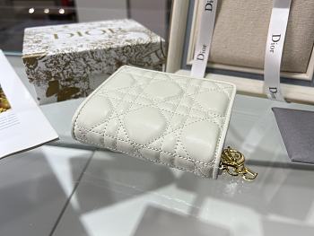 Dior white short wallet 