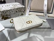 Dior white short zipper wallet - 2